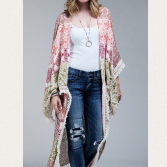 Kimono - Picture 4 of 8